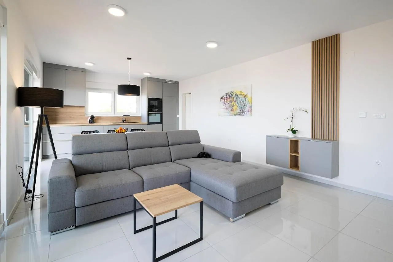 Sunset Royal Apartment II Malinska